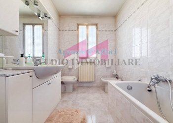 Foto 16 - Casa indipendente Via Colombano
 
2121, Castelnovo Bariano - foto 16