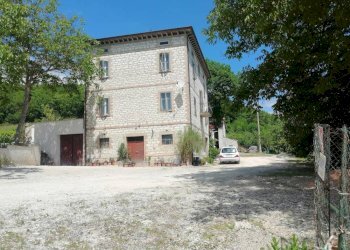Foto 5 - Rustico localita'  casacolonna
 
1, Sassoferrato - foto 5