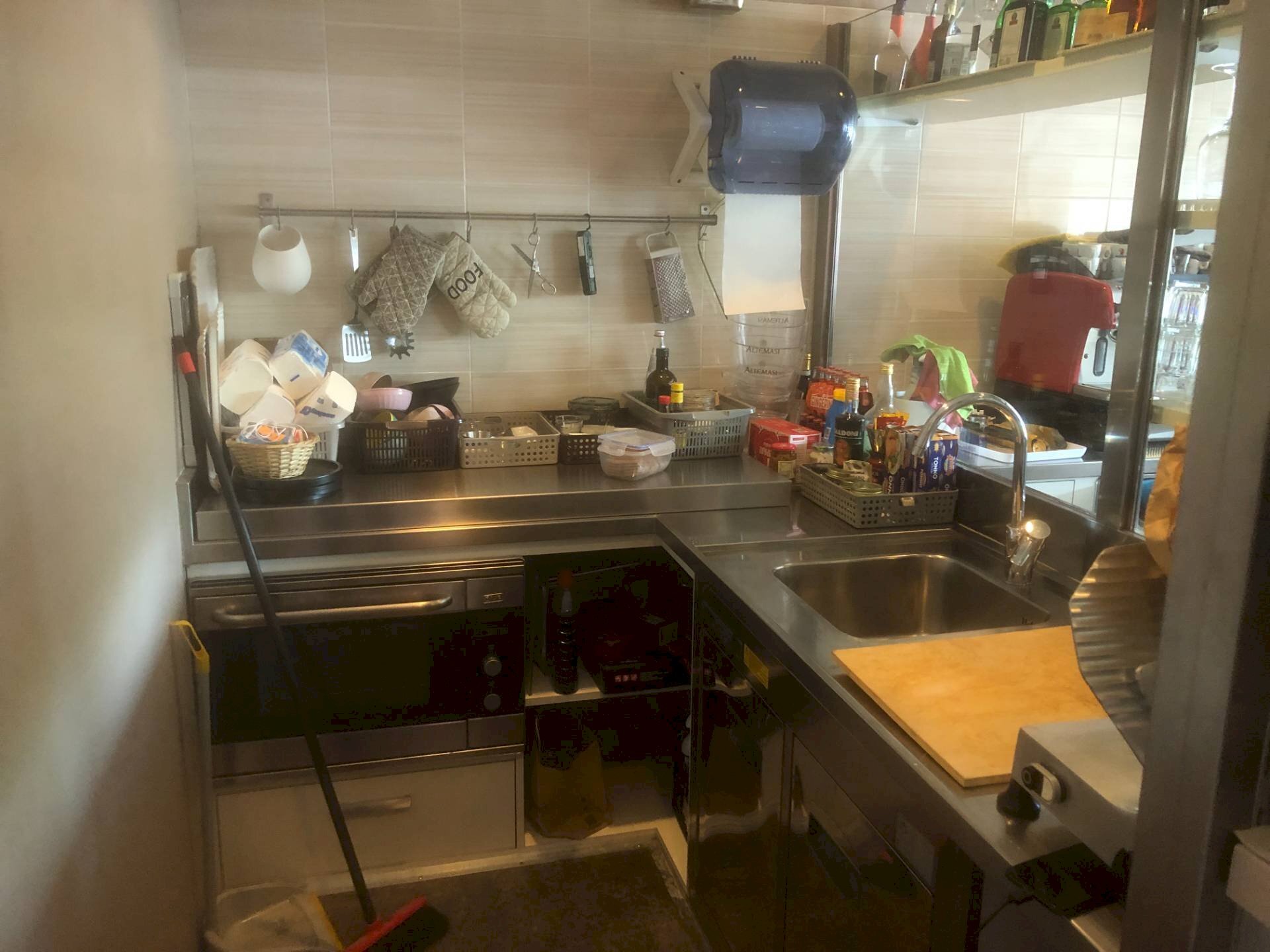 Foto 3 - Bar Tavola Calda - Fredda via fermi
 
1, Sona - foto 3