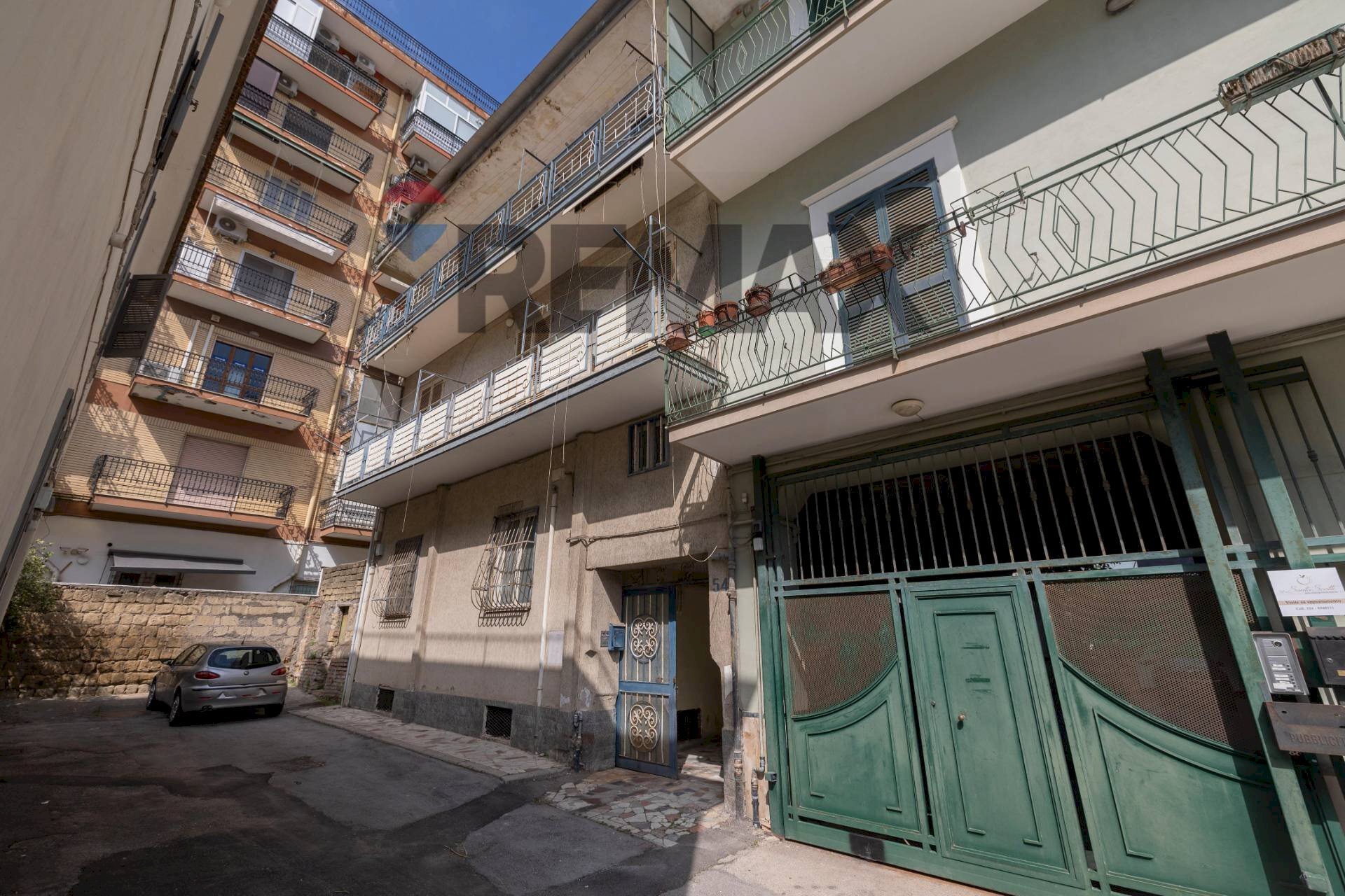 Edificio all\'aperto - Independent house via Giacomo Matteotti
 
54, Casoria - photo 1