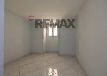 Stanza vuota - Independent house via Giacomo Matteotti
 
54, Casoria - photo 12