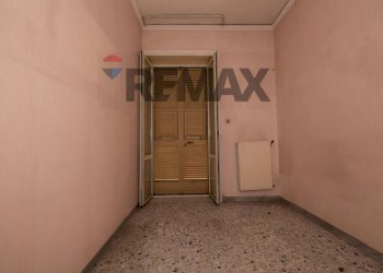 Stanza vuota - Independent house via Giacomo Matteotti
 
54, Casoria - photo 20