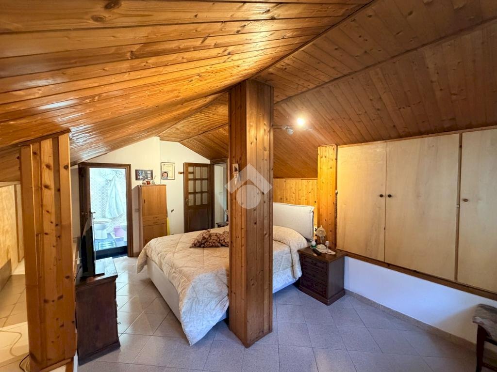 Trilocale Via Emilio Vecchia, Varazze - foto 1