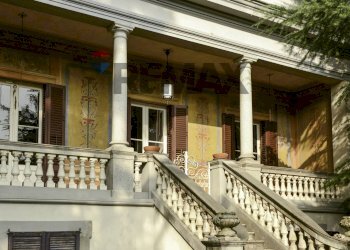 Edificio all\'aperto - Casa indipendente Via Valcuvia
 
9, Cittiglio - foto 5