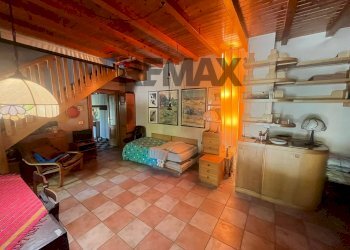 Soggiorno - Casa indipendente Via Valcuvia
 
9, Cittiglio - foto 18