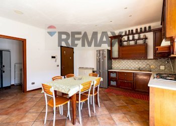 Sala da pranzo - Two-room apartment Via Molino della Resiga
 
6, Brenta - photo 3