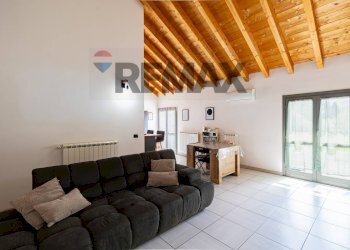 Soggiorno - Trilocale Via Provicniale
 
66/C, Mesenzana - foto 4