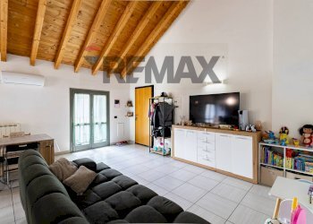 Soggiorno - Trilocale Via Provicniale
 
66/C, Mesenzana - foto 6