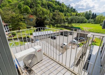 Balcone - Trilocale Via Provicniale
 
66/C, Mesenzana - foto 11