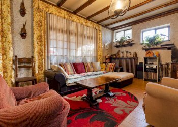 Soggiorno - Semi-detached house VIA CAVOUR
 
65, Buguggiate - photo 12