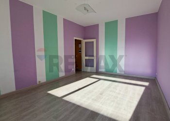 Stanza vuota - Office Via Montebello
 
5, Varese - photo 3