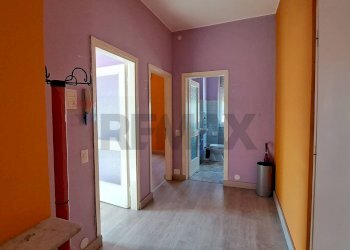 Hall / corridoio - Office Via Montebello
 
5, Varese - photo 5