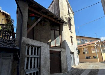 Casa all\'aperto - Rustico VIA MATTEOTTI
 
19, Castronno - foto 1