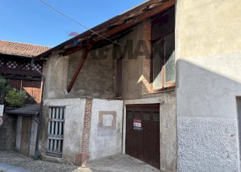 Casa all\'aperto - Rustico VIA MATTEOTTI
 
19, Castronno - foto 2