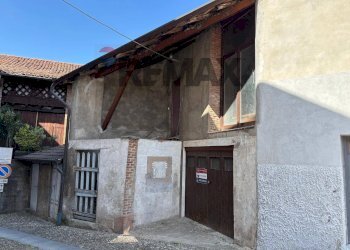 Casa all\'aperto - Rustico VIA MATTEOTTI
 
19, Castronno - foto 3