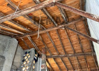 Stanza vuota - Rustico VIA MATTEOTTI
 
19, Castronno - foto 10