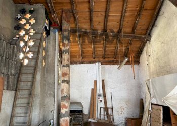 Scale - Rustico VIA MATTEOTTI
 
19, Castronno - foto 17