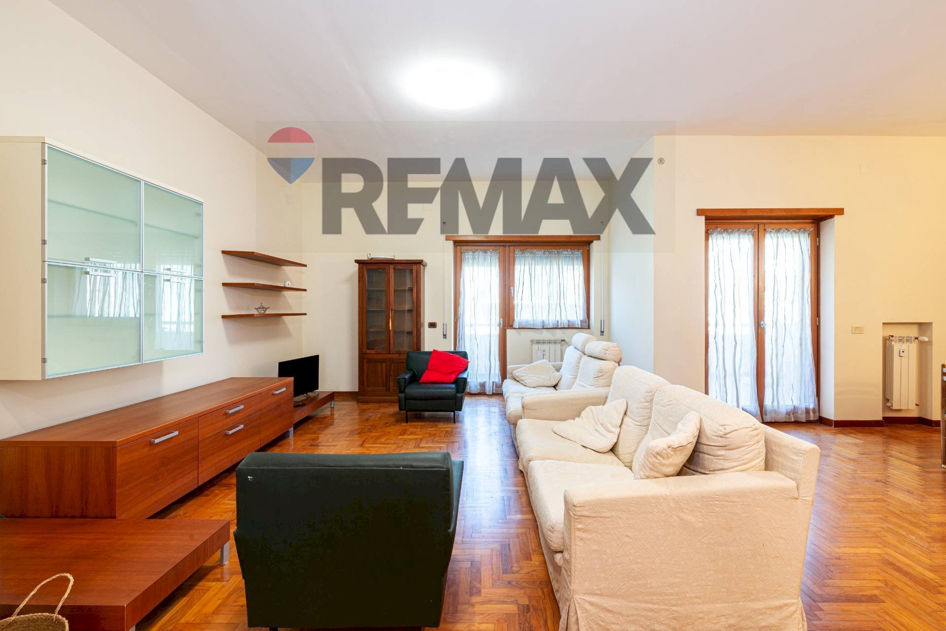 Soggiorno - Appartamento Piazza Eschilo, Roma - foto 2