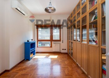 Stanza vuota - Appartamento Piazza Eschilo, Roma - foto 9