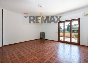 Stanza vuota - Villa Via Ernesto Basile
 
56, Roma - foto 8