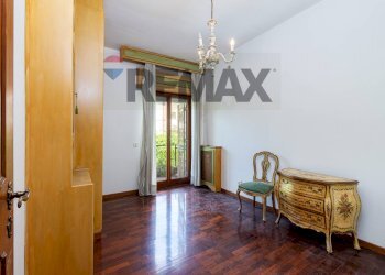 Stanza vuota - Villa Via Ernesto Basile
 
56, Roma - foto 26
