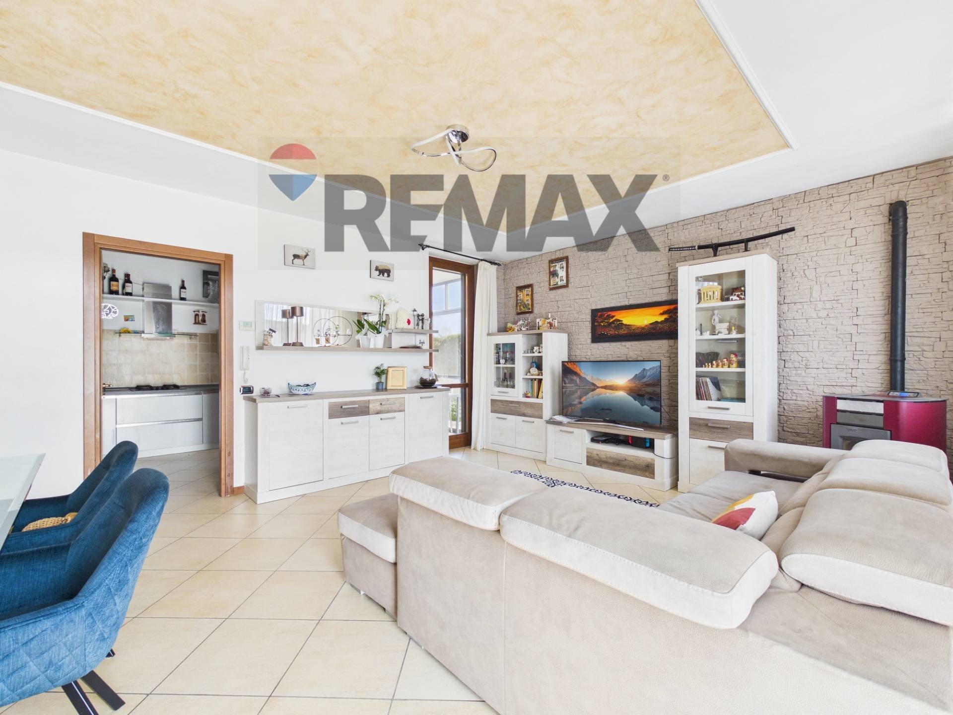 Soggiorno - Casa semi indipendente via Pietro Nenni
 
38, Vellezzo Bellini - foto 3