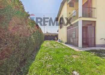 Giardino - Casa semi indipendente via Pietro Nenni
 
38, Vellezzo Bellini - foto 28