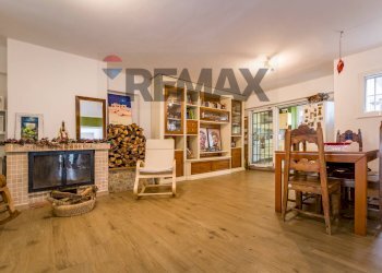 Sala da pranzo - Casa semi indipendente via Chiesazza Sperone 9
 
snc, Altavilla Milicia - foto 18