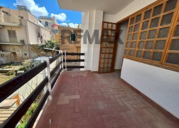 Balcone - Residence via Francesco tempra
 
21, Bagheria - foto 5