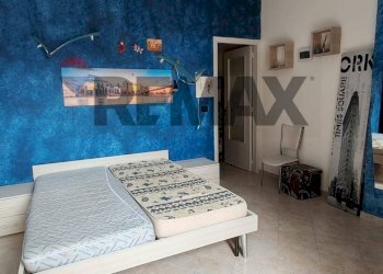 Camera / camera da letto - Box Via Marchese
 
66, Misterbianco - foto 2