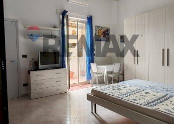 Camera / camera da letto - Box Via Marchese
 
66, Misterbianco - foto 4