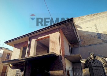 Edificio all\'aperto - Apartment VIA SAN GIUSEPPE
 
39, Ramacca - photo 14