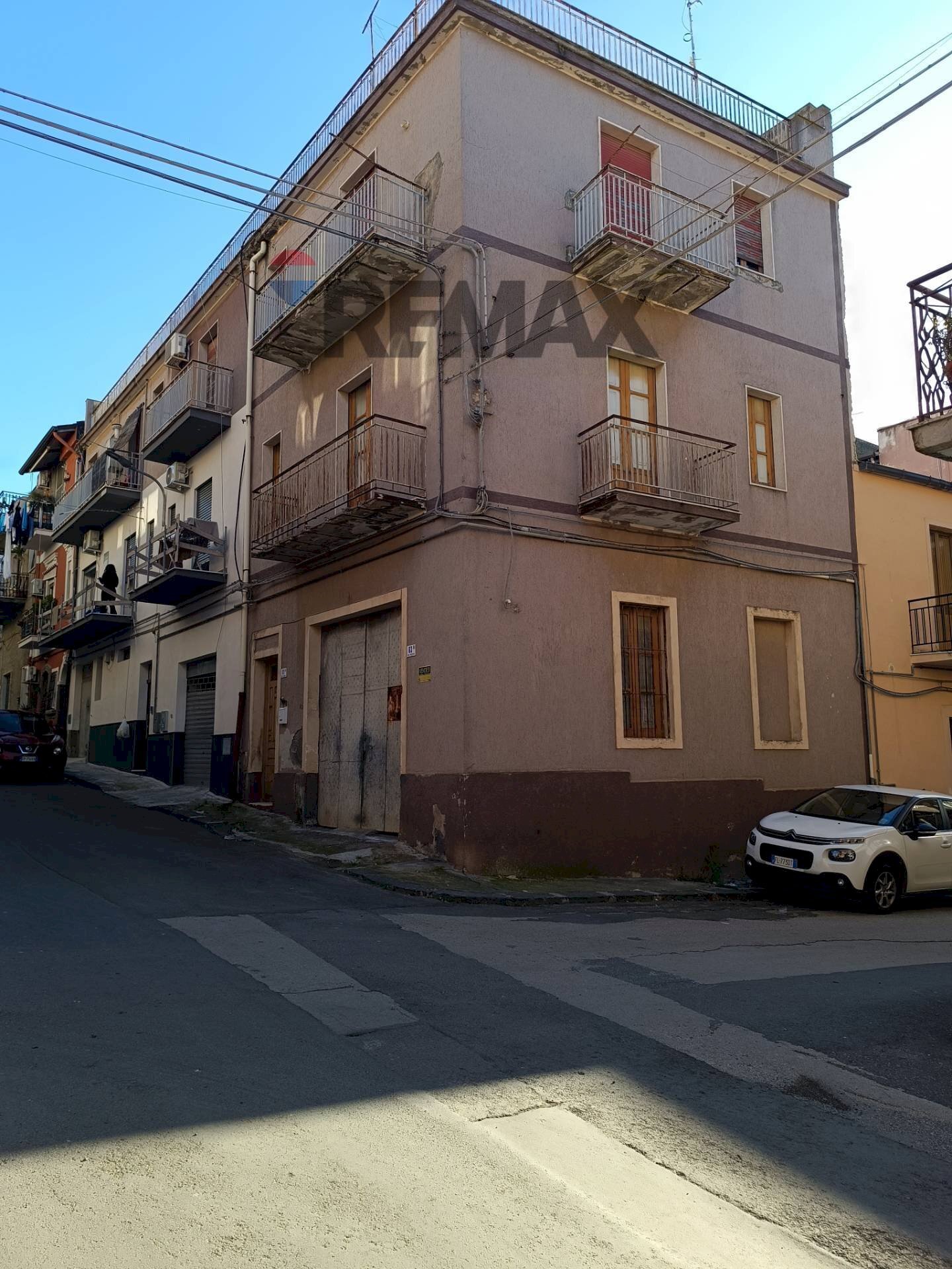 Edificio all\'aperto - Semi-detached house VIA TRIESTE
 
61/63, Ramacca - photo 1