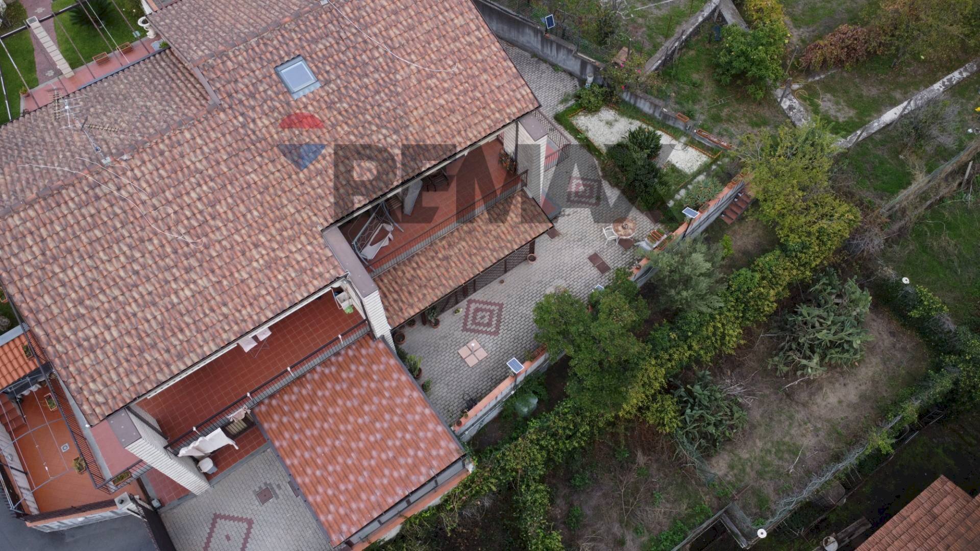 Posizione della mappa - Villa a Schiera Via Etnea
 
97, Pedara - foto 2