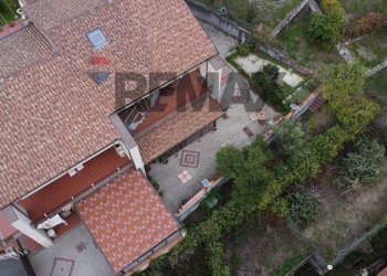 Posizione della mappa - Villa a Schiera Via Etnea
 
97, Pedara - foto 2