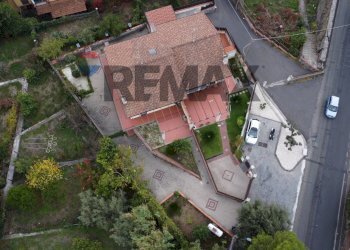 Posizione della mappa - Villa a Schiera Via Etnea
 
97, Pedara - foto 4