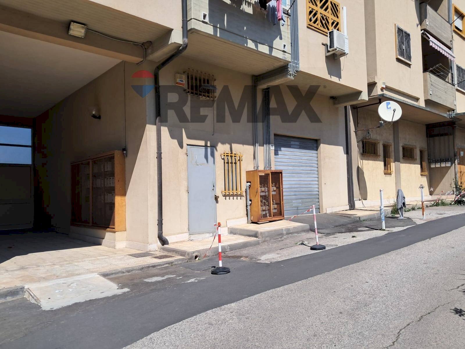Facciata - Negozio Viale Castagnola
 
8, Catania - foto 1