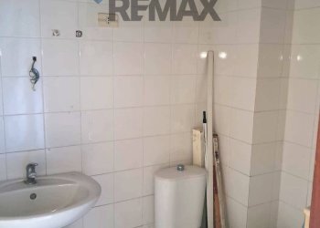 Bagno - Shop Viale Castagnola
8, Catania - photo 5