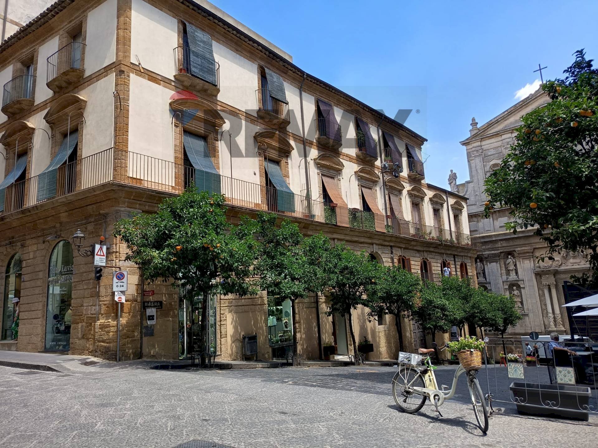 Edificio all\'aperto - Appartamento Discesa Collegio
 
7, Caltagirone - foto 2