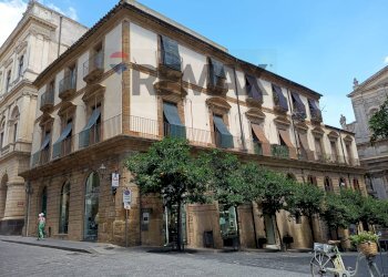 Edificio all\'aperto - Appartamento Discesa Collegio
 
7, Caltagirone - foto 1