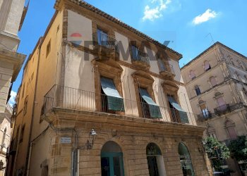 Edificio all\'aperto - Appartamento Discesa Collegio
 
7, Caltagirone - foto 6