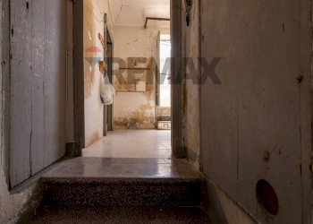 Hall / corridoio - Quadrilocale Discesa Collegio
 
7, Caltagirone - foto 51