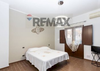 Camera / camera da letto - Quadrilocale via paolo orsi
 
2, Gravina di Catania - foto 17