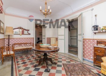 Soggiorno - Casa indipendente Via Bonifacio
 
44, Piazza Armerina - foto 7