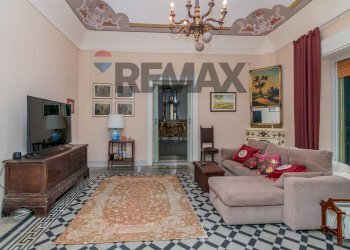 Soggiorno - Casa indipendente Via Bonifacio
 
44, Piazza Armerina - foto 9