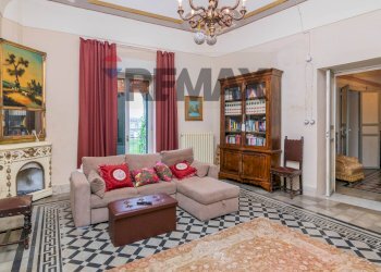 Soggiorno - Casa indipendente Via Bonifacio
 
44, Piazza Armerina - foto 12