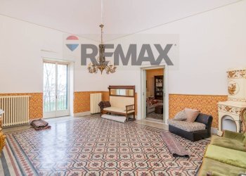 Soggiorno - Casa indipendente Via Bonifacio
 
44, Piazza Armerina - foto 15