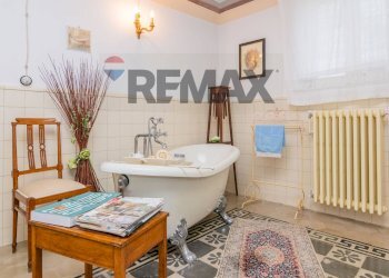 Bagno - Casa indipendente Via Bonifacio
 
44, Piazza Armerina - foto 24