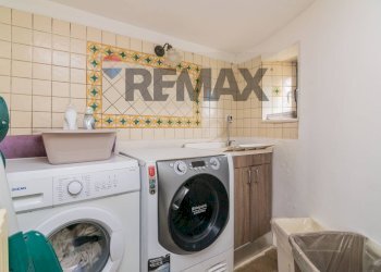 Lavanderia - Casa indipendente Via Bonifacio
 
44, Piazza Armerina - foto 41