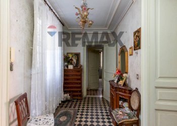 Hall / corridoio - Appartamento via Calì
 
14, Catania - foto 4